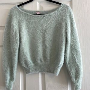 Victoria’s Secret Mint Green Fuzzy Cropped Sweater Size Small